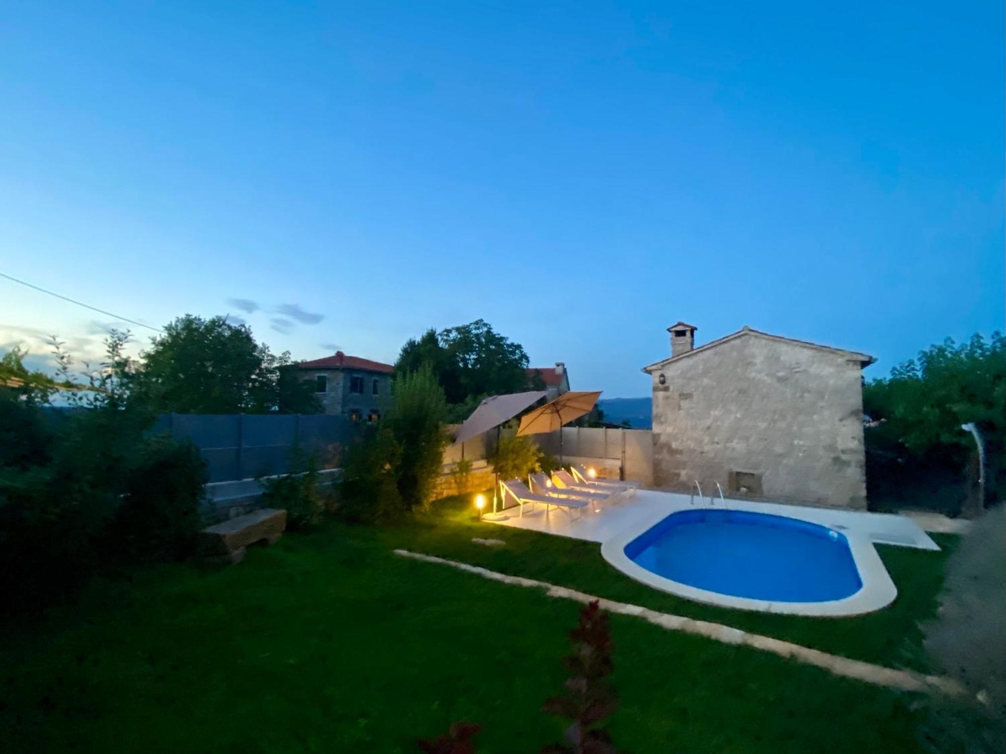 Agroturizam Nezic Villa Oprtalj Ngoại thất bức ảnh